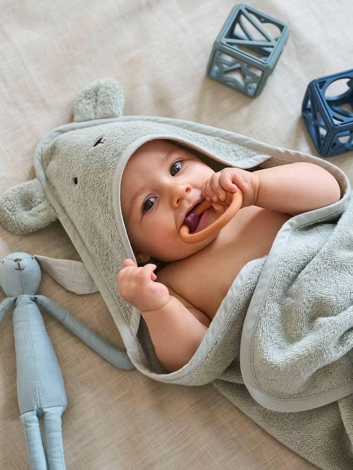 Organic Baby Hooded Bath Towel with Wash Mitt – Soft Absorbent Cotton – Almond Green
